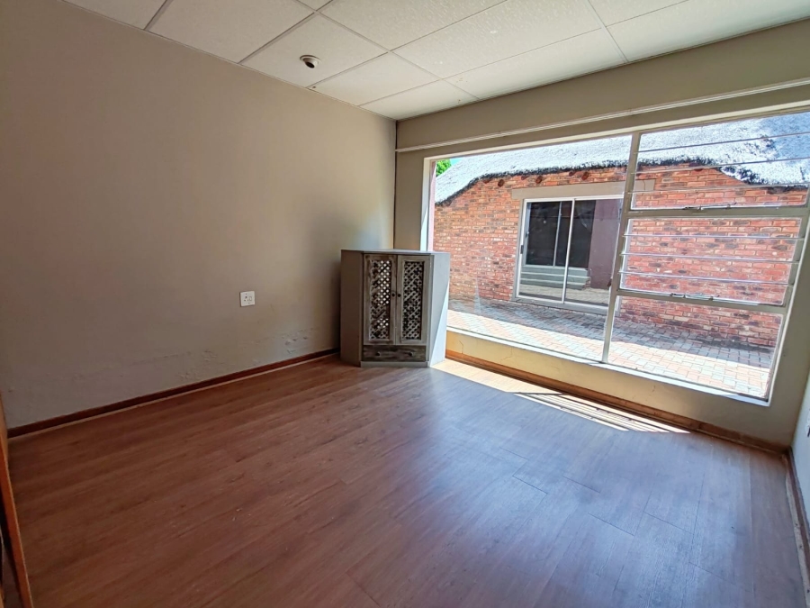 3 Bedroom Property for Sale in Grimbeeck Park North West